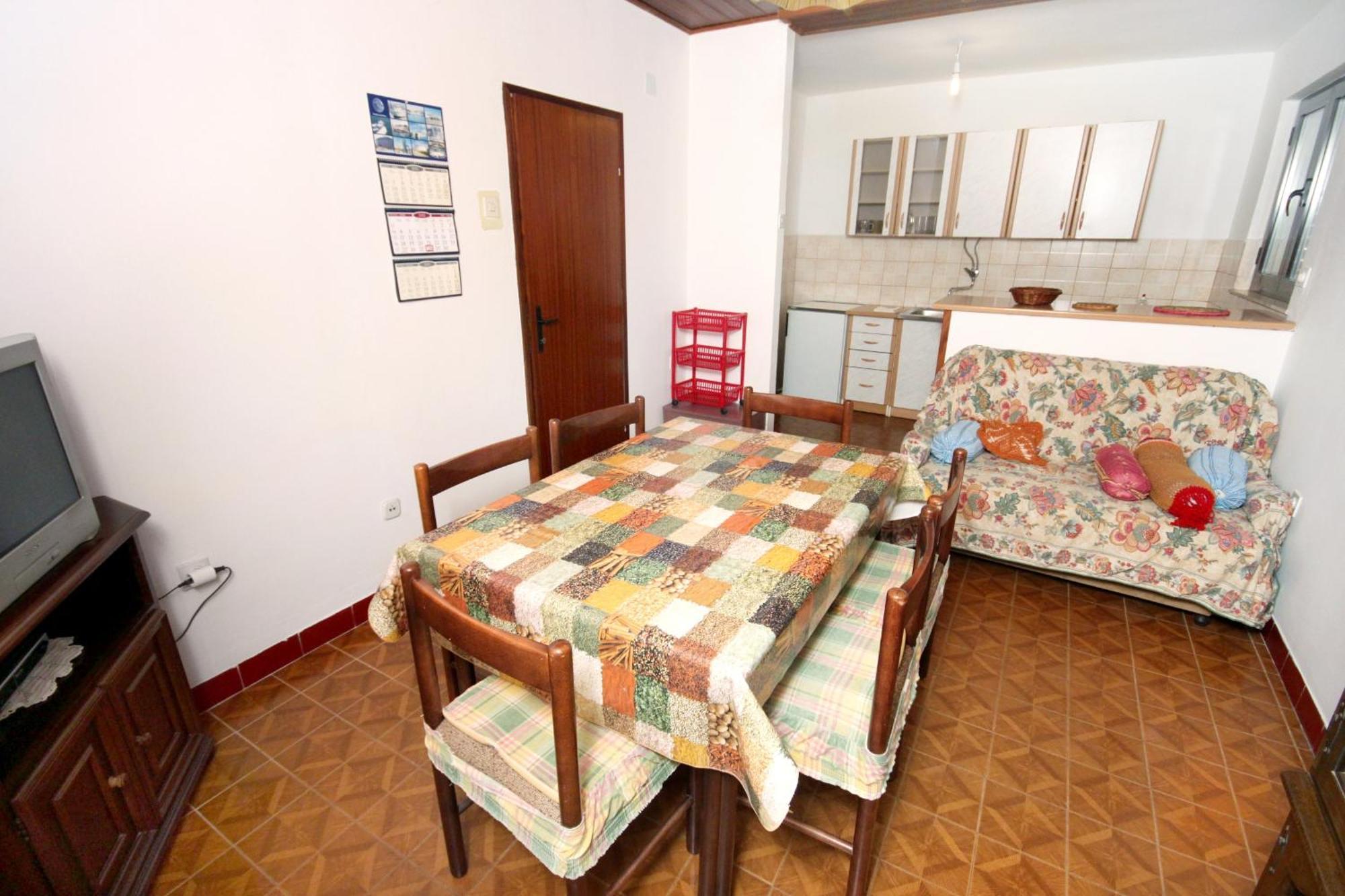 Apartments By The Sea Sucuraj, Hvar - 6732 Apartman Sucuraj